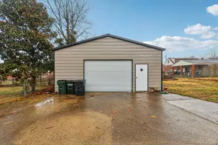 134 W Crest Dr, Reading, OH 45215 - Photo 35