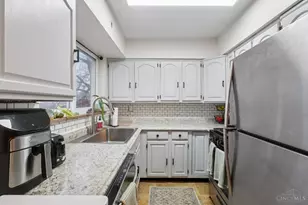 134 W Crest Dr, Reading, OH 45215 - Photo 15