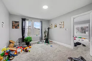 3835 Vine St, Cincinnati, OH 45217 - Photo 11