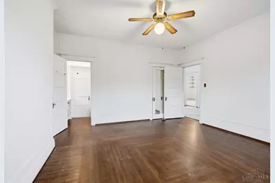 3852 Dakota Avenue, Cincinnati, OH 45229 - Photo 37