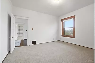 3852 Dakota Avenue, Cincinnati, OH 45229 - Photo 45