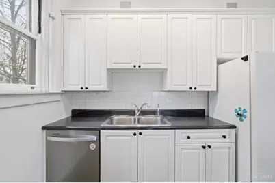 3852 Dakota Avenue, Cincinnati, OH 45229 - Photo 25