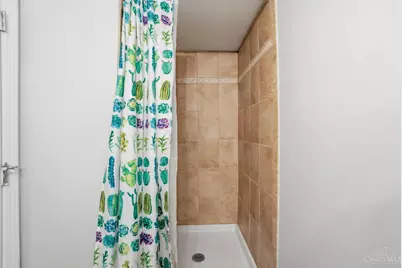 6408 Girard Avenue, Cincinnati, OH 45213 - Photo 43