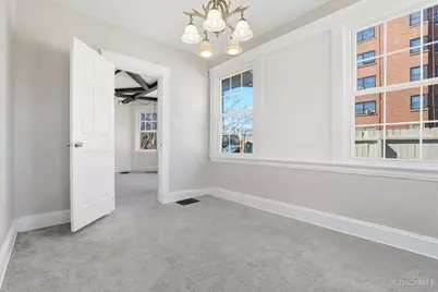 810 S Fred Shuttlesworth Circle, Cincinnati, OH 45229 - Photo 11