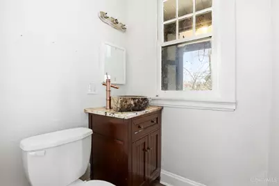 810 S Fred Shuttlesworth Circle, Cincinnati, OH 45229 - Photo 17