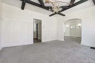 810 S Fred Shuttlesworth Cir, Cincinnati, OH 45229 - Photo 9