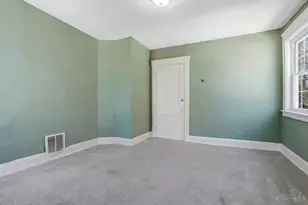 810 S Fred Shuttlesworth Cir, Cincinnati, OH 45229 - Photo 25