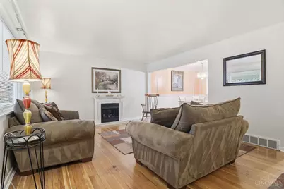 3617 Fieldcrest Drive, Cincinnati, OH 45211 - Photo 5