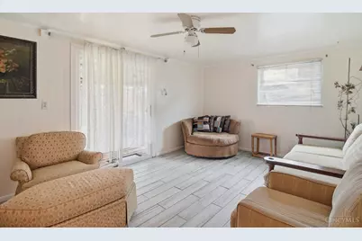 3617 Fieldcrest Drive, Cincinnati, OH 45211 - Photo 23