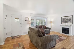 3617 Fieldcrest Dr, Cincinnati, OH 45211 - Photo 7