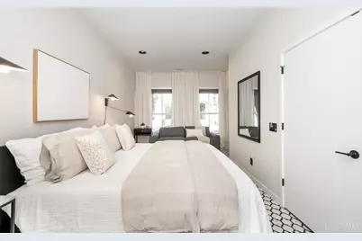 419 E Thirteenth Street, Cincinnati, OH 45202 - Photo 19
