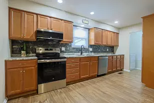 15 Old Orchard Ln, Monroe, OH 45050 - Photo 9