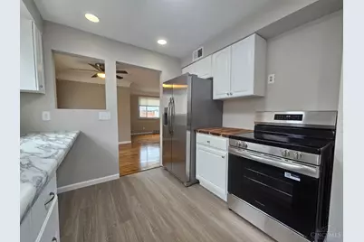 1055 Hempstead Drive, Springfield Township, OH 45231 - Photo 7