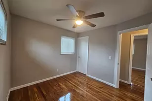 1055 Hempstead Dr, Springfield Township, OH 45231 - Photo 15