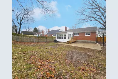 1055 Hempstead Drive, Springfield Township, OH 45231 - Photo 27