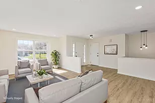 9577 Creekhill Dr, Springfield Township, OH 45231 - Photo 5