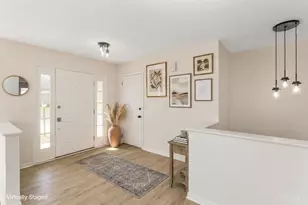 9577 Creekhill Dr, Springfield Township, OH 45231 - Photo 3