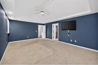 355 Circlewood Lane, Wyoming, OH 45215 - Photo 17