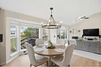 1327 Chelsea Court, Hamilton Township, OH 45152 - Photo 11