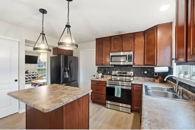 1327 Chelsea Court, Hamilton Township, OH 45152 - Photo 15