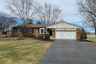 922 W Main St, Eaton, OH 45320 - Photo 1