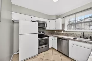 11839 Hamlet Rd, Forest Park, OH 45240 - Photo 21