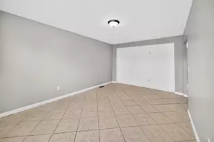 11839 Hamlet Rd, Forest Park, OH 45240 - Photo 15