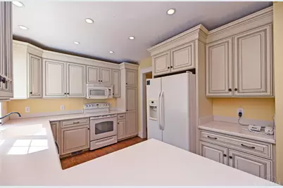 4931 Bouton Street, Cincinnati, OH 45208 - Photo 9