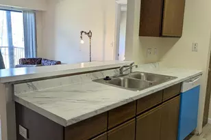 5985 Meadow Creek Dr, Milford, OH 45150 - Photo 7