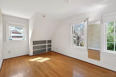 3817 Indianview Avenue, Mariemont, OH 45227 - Photo 19