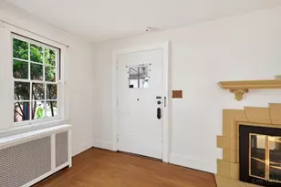 3817 Indianview Ave, Mariemont, OH 45227 - Photo 7