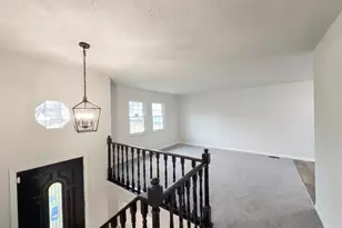 10366 Pippin Ln, Colerain Township, OH 45231 - Photo 13