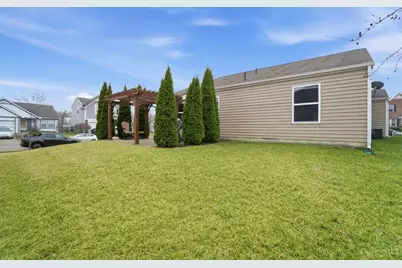 4264 Hunting Hawk Drive, Turtle Creek Township, OH 45036 - Photo 35