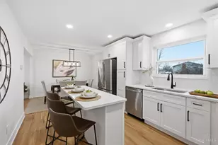 1676 Laval Dr, Anderson Township, OH 45255 - Photo 19