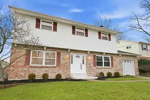 1676 Laval Dr, Anderson Township, OH 45255 - Photo 1