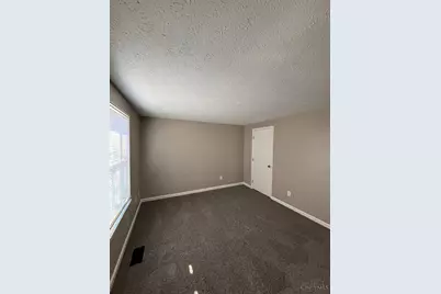 8121 Barret Road, West Chester, OH 45069 - Photo 9