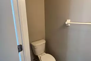 8121 Barret Rd, West Chester, OH 45069 - Photo 15