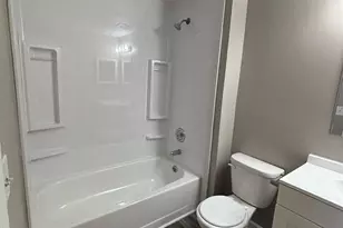 8121 Barret Rd, West Chester, OH 45069 - Photo 5