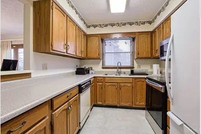 4822 Shannon Way, Middletown, OH 45042 - Photo 11