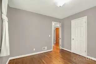 7034 East Ave, Silverton, OH 45236 - Photo 21