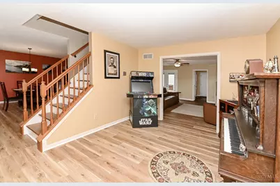 1470 Stableview Circle, Hamilton Township, OH 45039 - Photo 11