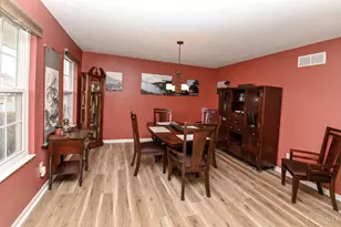 1470 Stableview Cir, Hamilton Township, OH 45039 - Photo 7