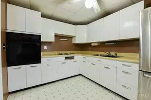 16 Japonica Dr, Green Hills, OH 45218 - Photo 11