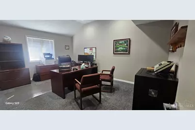 1709 S Breiel Boulevard, Middletown, OH 45044 - Photo 7