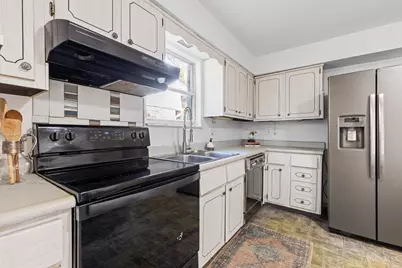 7988 Woodruff Road, Cincinnati, OH 45255 - Photo 25