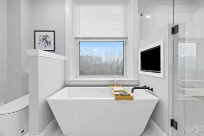 860 Buena Vista Place, Cincinnati, OH 45206 - Photo 23