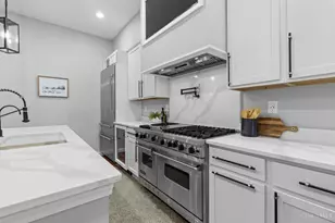 860 Buena Vista Pl, Cincinnati, OH 45206 - Photo 15