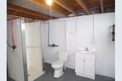 751 Springvale Drive, Hamilton, OH 45913 - Photo 21