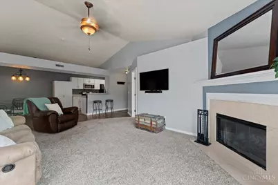 4220 Endeavor Drive #302, Colerain Township, OH 45252 - Photo 5