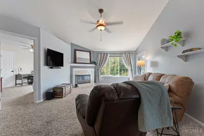 4220 Endeavor Drive #302, Colerain Township, OH 45252 - Photo 7